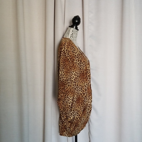 Cheetah Cover-up/Kimono - Picture 3 of 6